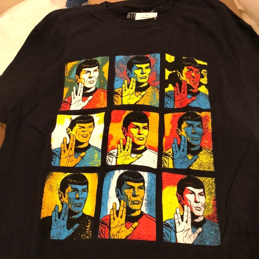 STAR TREK T-SHIRT SPOCK NWT sz Various